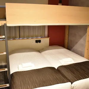 Shinsaibashi House 3*, Osaka Japón